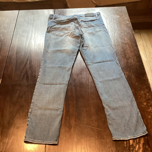 Lucky Brand Straight Fit Jeans size 12/31 - Picture 4 of 4